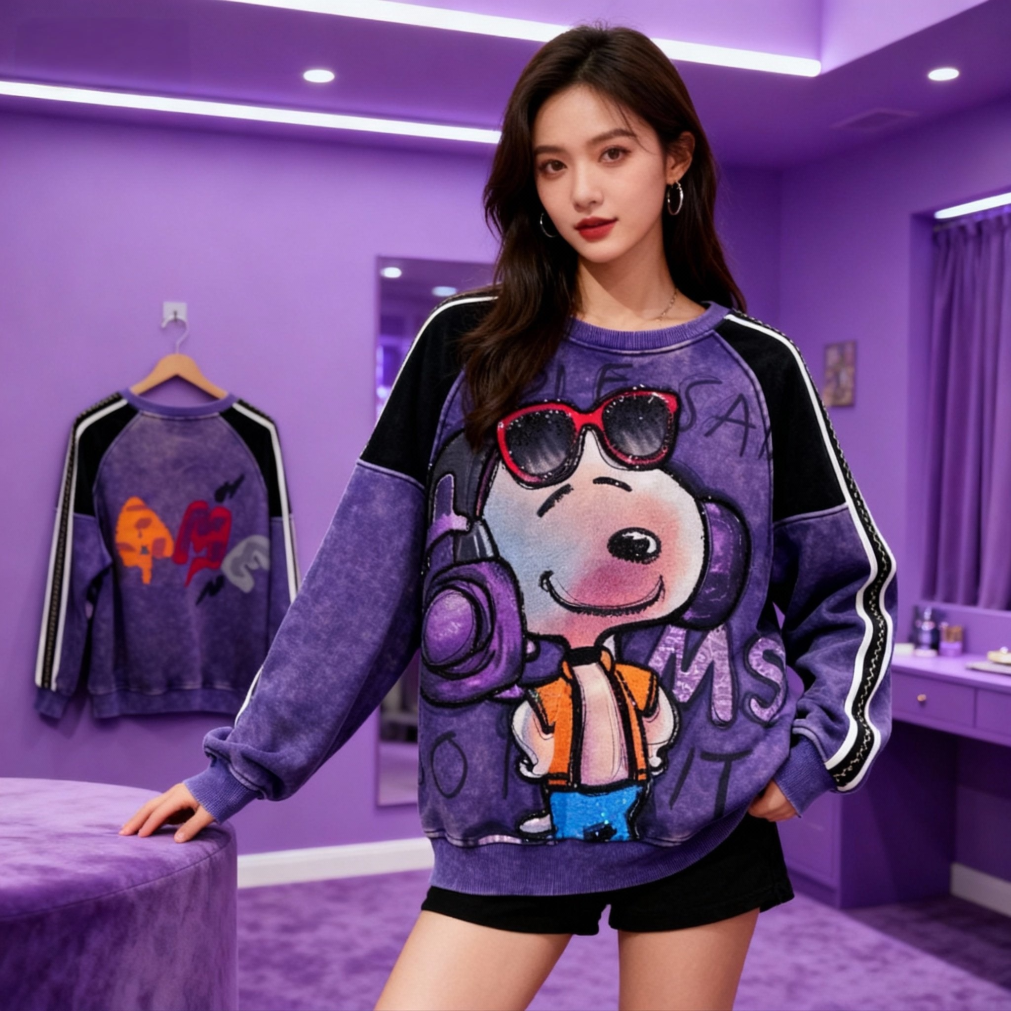 Channel Your Inner "Cool" with the Lavender Snoopy Sweatshirt（Fleece lining for warmth and comfort）