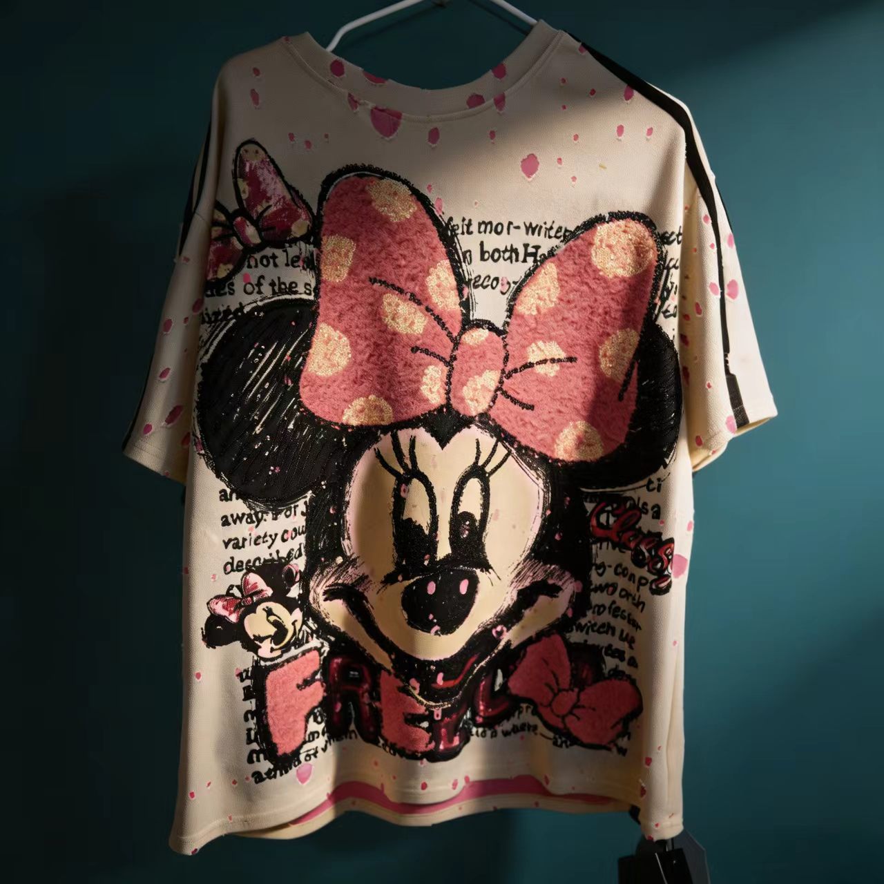 Exquisitely Embroidered Minnie T-Shirt – A Touch of Whimsy