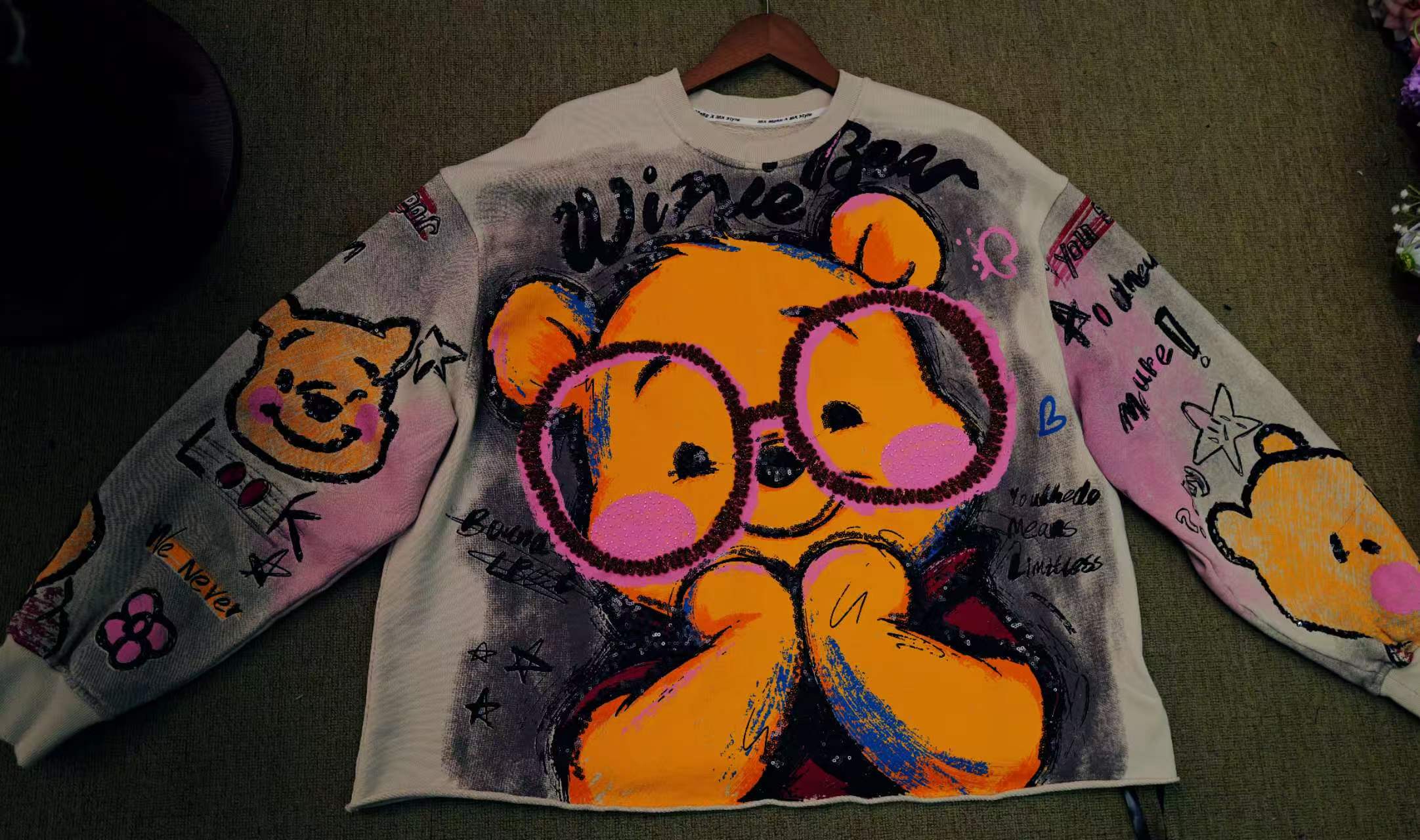 🧵 Top Picks for Embroidered Sweatshirts(Winnie the Pooh）